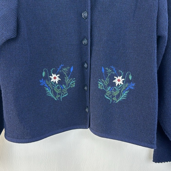 Vintage Vitabella Norway Embroidered Wool Cropped Cardigan - Picture 3 of 9